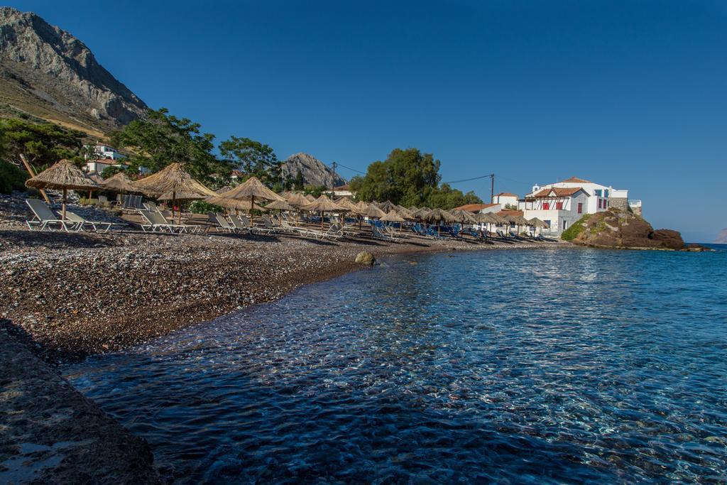 Kiki'S Houses Vlichos Hydra  Bagian luar foto